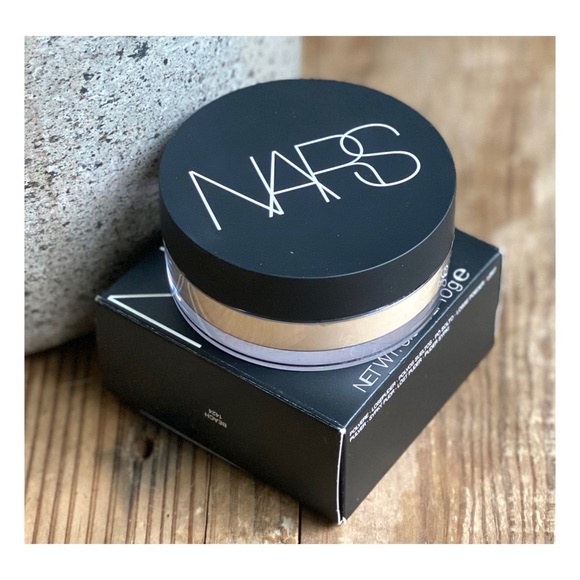 NARS • Soft Velvet Loose Powder • “Beach”